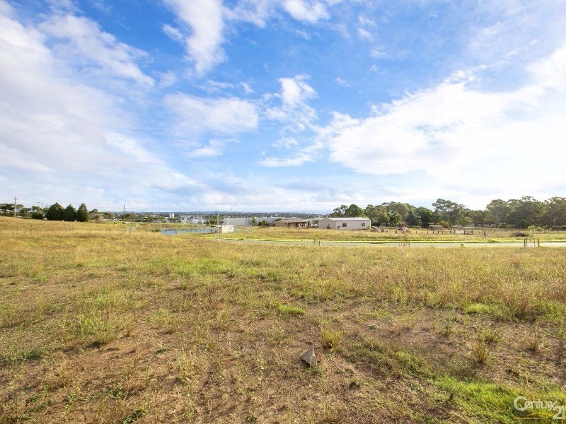 7 Yarra Avenue, Gregory Hills NSW 2557