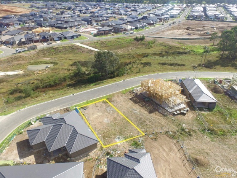 6 Coventry Crescent, Denham Court NSW 2565