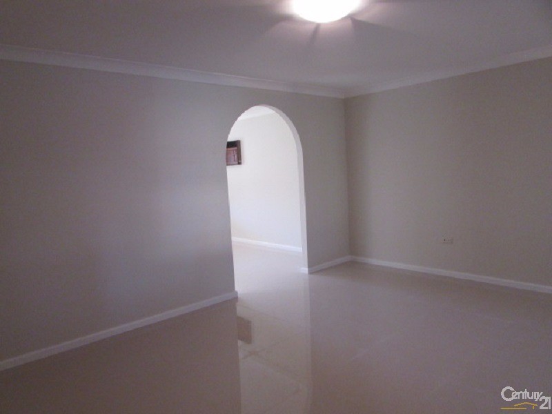 22 St Kilda Street, St Johns Park NSW 2176