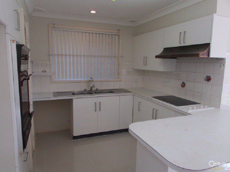 22 St Kilda Street, St Johns Park NSW 2176