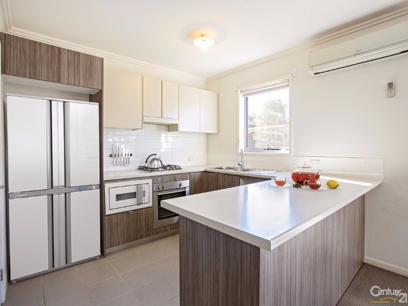 3/21 Cronin Place, Bonnyrigg NSW 2177