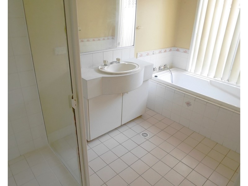 254 Pacific Palms Circuit, Hoxton Park NSW 2171