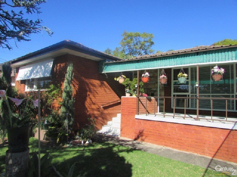 4 Farningham Street, Mount Pritchard NSW 2170