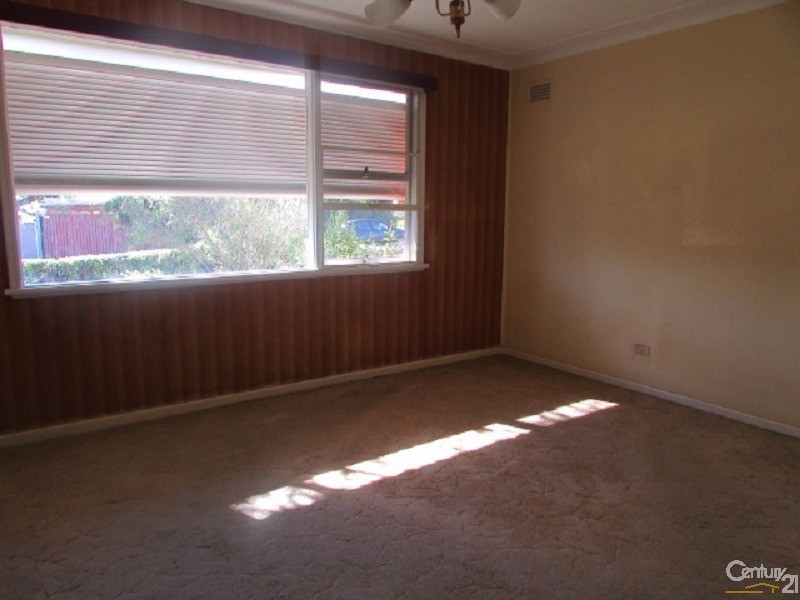 4 Farningham Street, Mount Pritchard NSW 2170