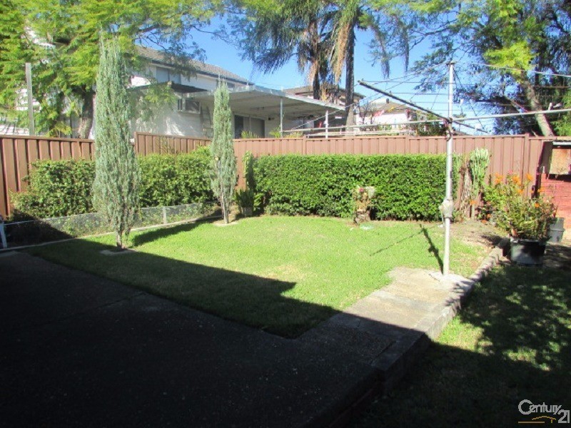 4 Farningham Street, Mount Pritchard NSW 2170