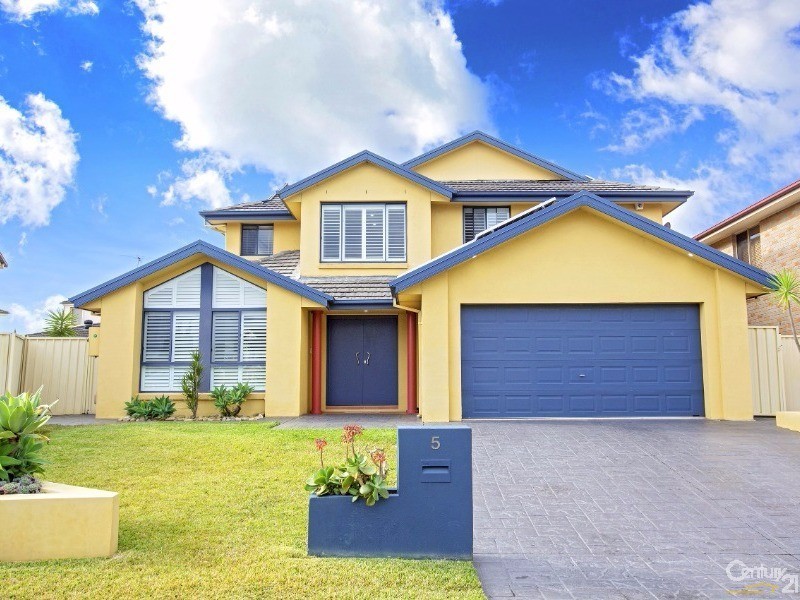 5  Hogan Avenue, Green Valley NSW 2168