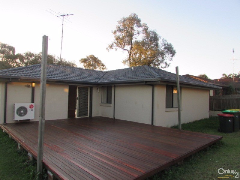 100 Keppel Circuit, Hinchinbrook NSW 2168