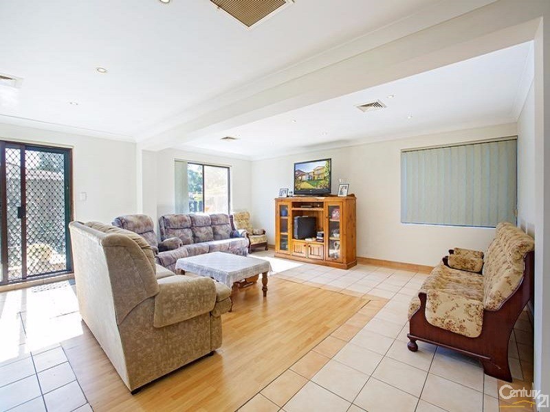 30  Thompson Street, Wetherill Park NSW 2164