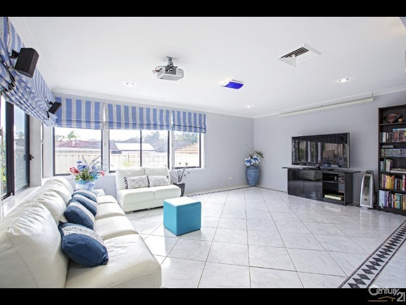 3 Tattler Place, Hinchinbrook NSW 2168