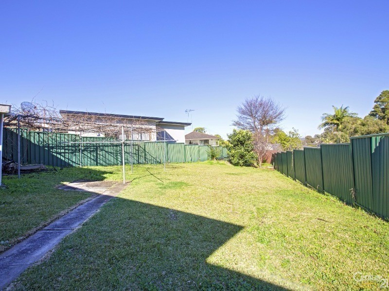 77 Strickland Cres, Ashcroft NSW 2168