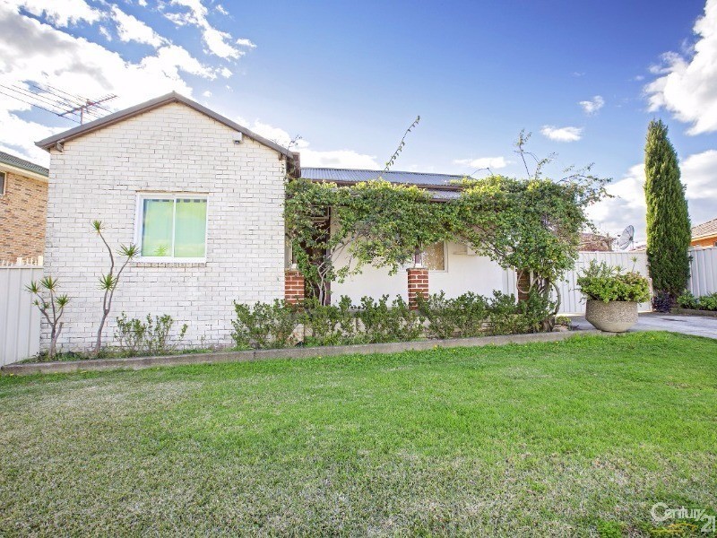 1 Boomerang Road, Edensor Park NSW 2176