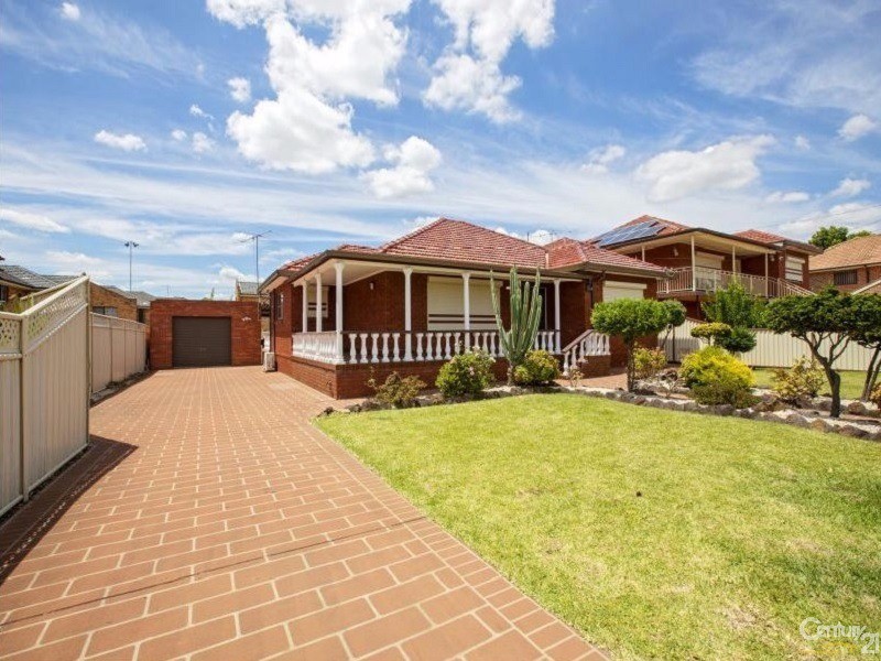 38 First Avenue, Hoxton Park NSW 2171