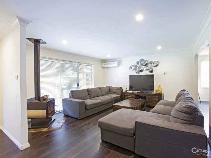 40 Sandringham Street, St Johns Park NSW 2176