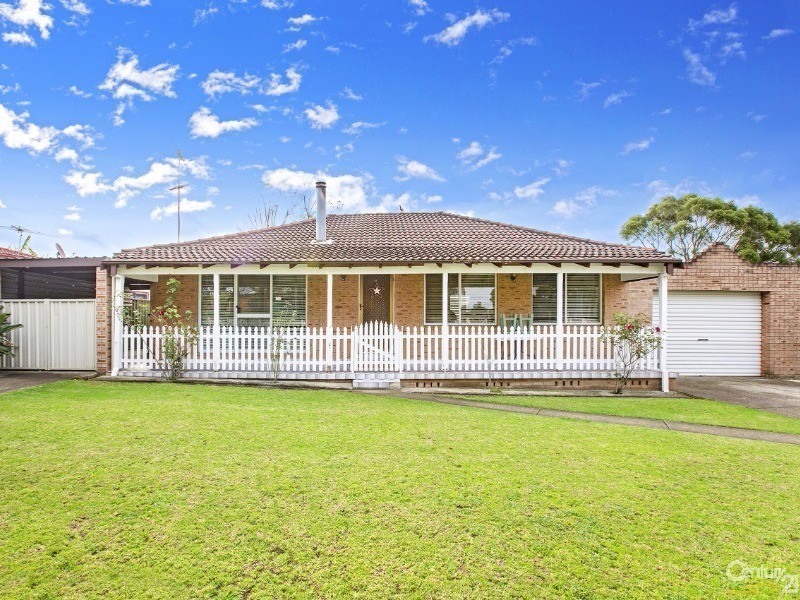 40 Sandringham Street, St Johns Park NSW 2176