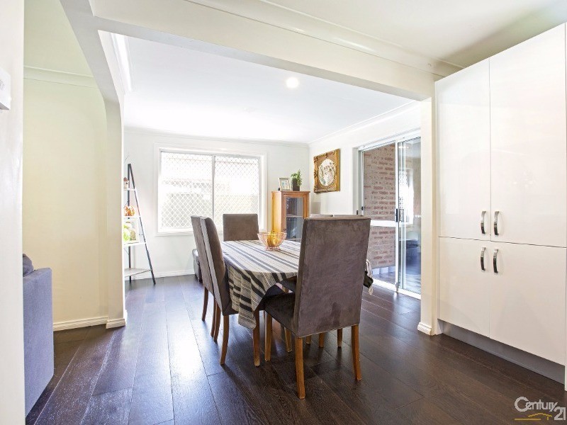 40 Sandringham Street, St Johns Park NSW 2176