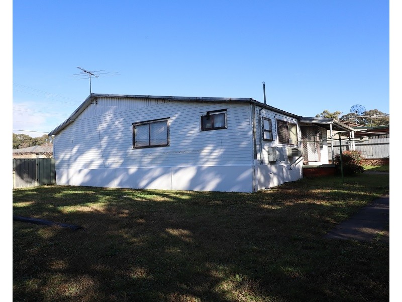 39 Edna Avenue, Mount Pritchard NSW 2170