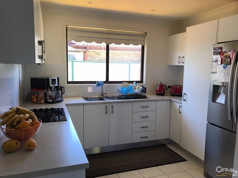 13 Harah Close, Bonnyrigg NSW 2177