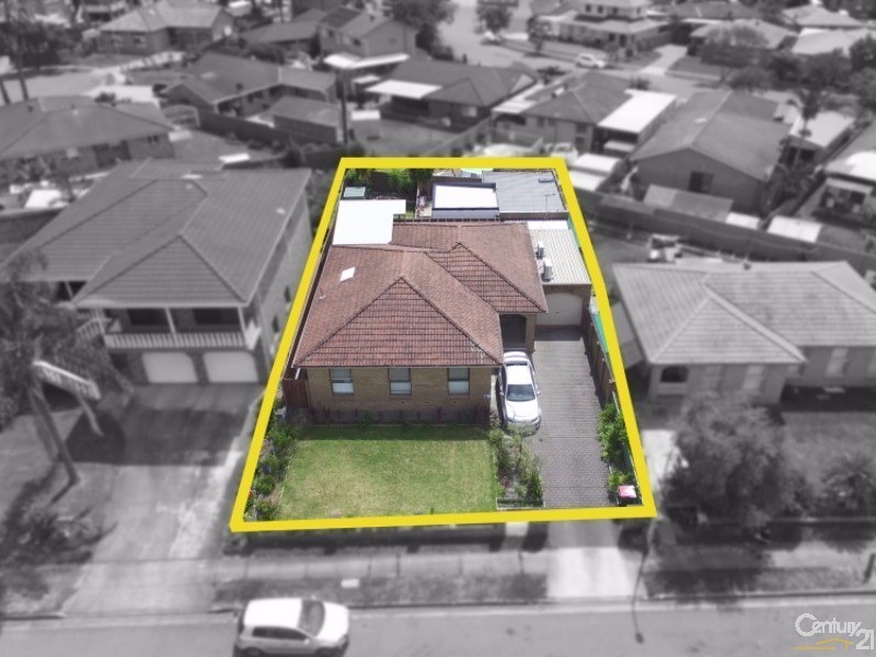 9 Dandenong Close, Bossley Park NSW 2176