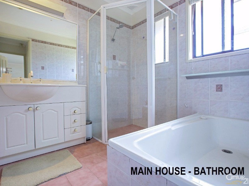 9 Dandenong Close, Bossley Park NSW 2176