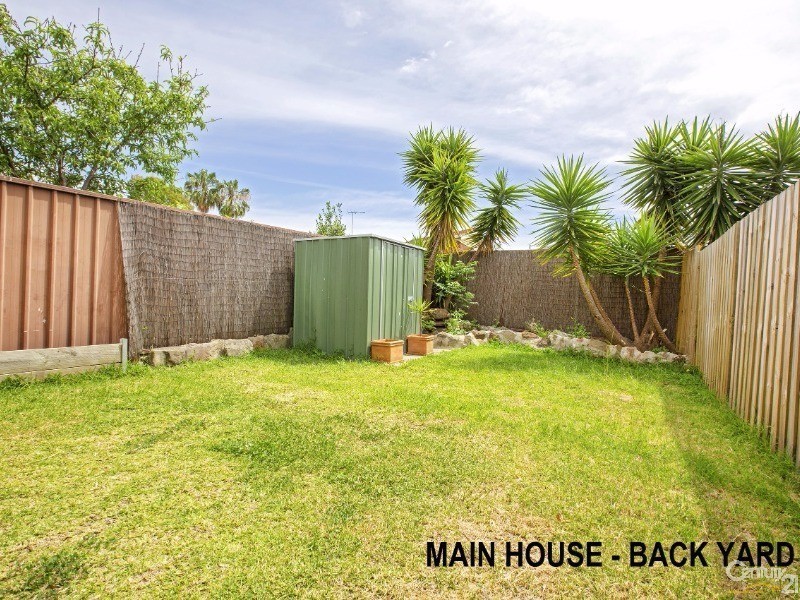 9 Dandenong Close, Bossley Park NSW 2176