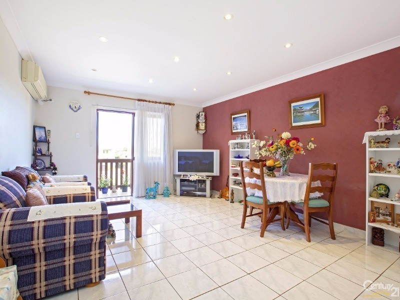 28/3-5 Gilbert Street, Cabramatta NSW 2166