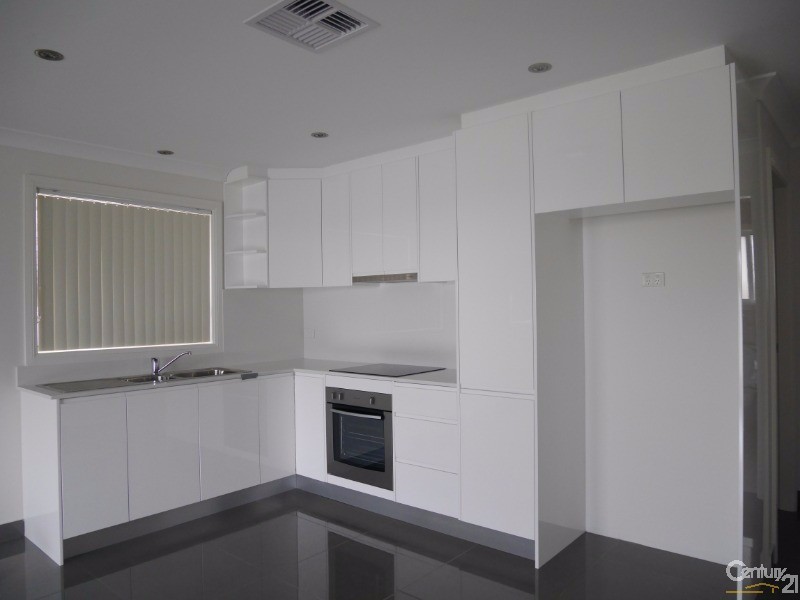 28A Gwandalan Road, Edensor Park NSW 2176