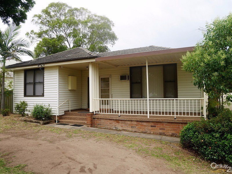 10 Heinze Avenue, Mount Pritchard NSW 2170
