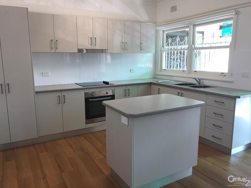 44B Boomerang Road, Edensor Park NSW 2176