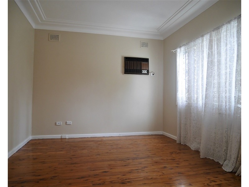 13 Reserve Street, Smithfield NSW 2164