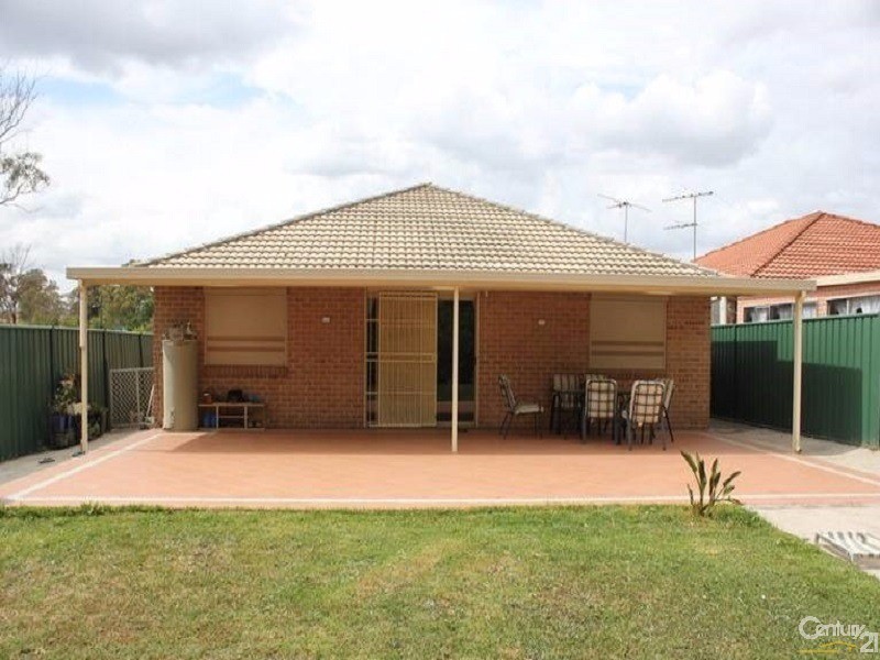 17 Louise Place, Bonnyrigg NSW 2177
