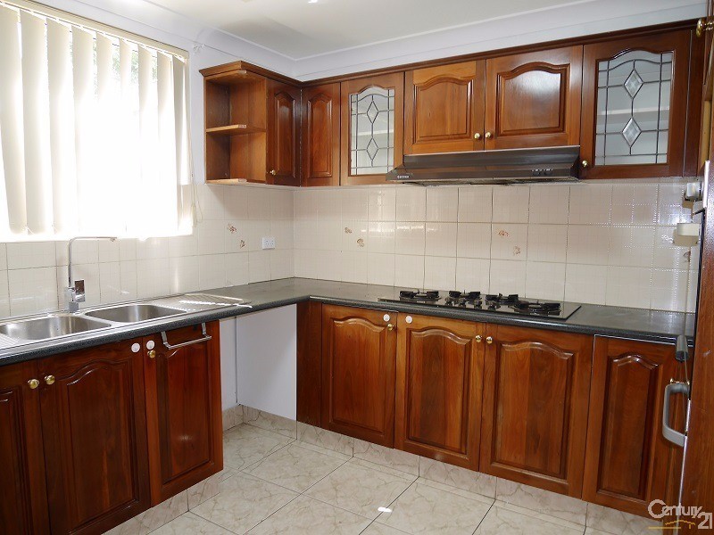 3a  Webb Close, Edensor Park NSW 2176