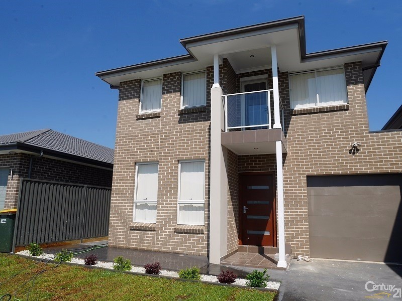 18 Kingsford Smith Avenue, Middleton Grange NSW 2171