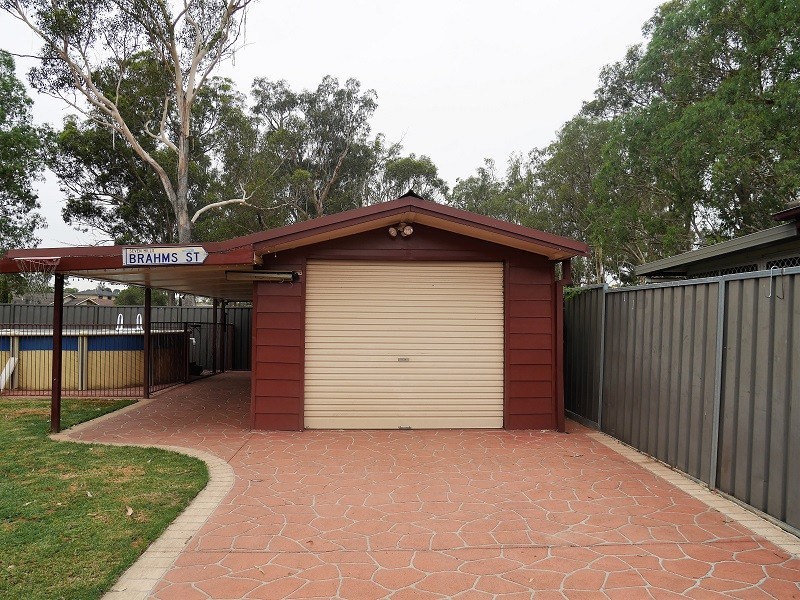 5 Grazier Place, Minchinbury NSW 2770