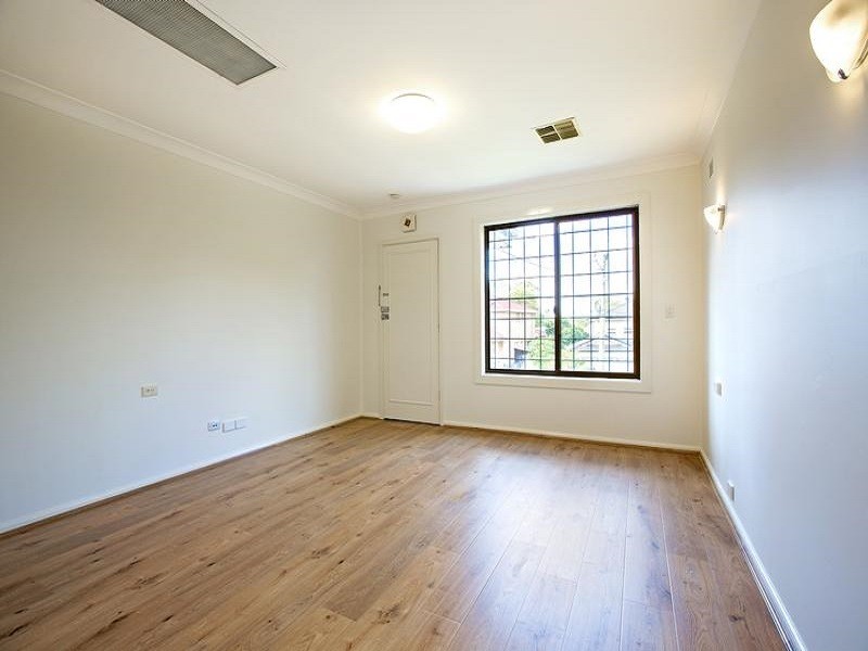 11 Russell Street, Mount Pritchard NSW 2170