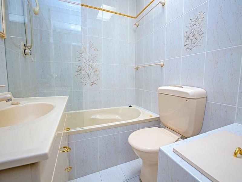 11 Russell Street, Mount Pritchard NSW 2170