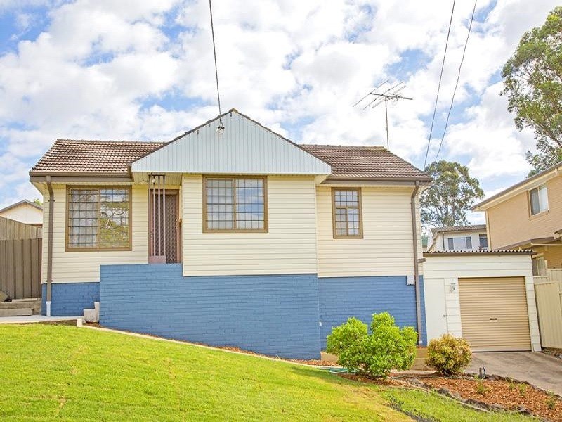 11 Russell Street, Mount Pritchard NSW 2170