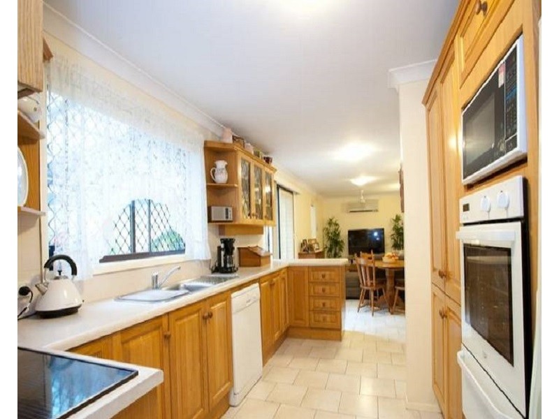 15 Brunswick Crescent, St Johns Park NSW 2176