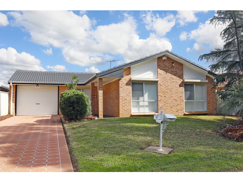 14 Lyrebird Crescent, Green Valley NSW 2168