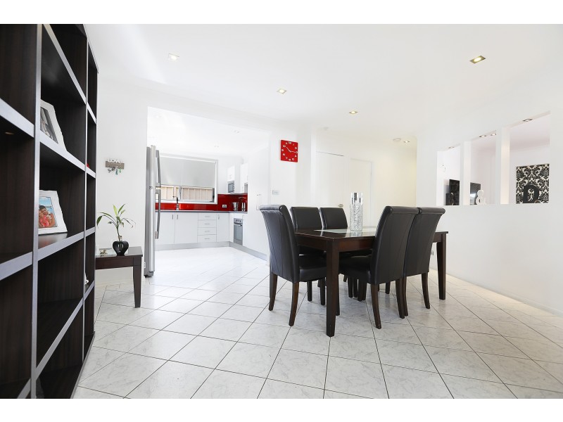 14 Lyrebird Crescent, Green Valley NSW 2168