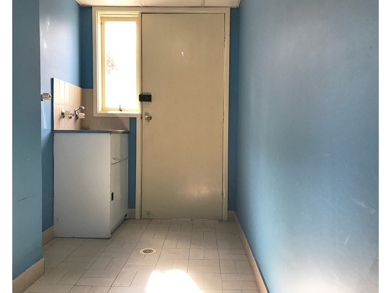 1/48-50 Gil Avenue, Liverpool NSW 2170