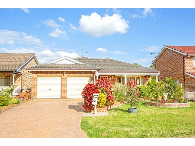75 Stockdale Crescent, Abbotsbury NSW 2176