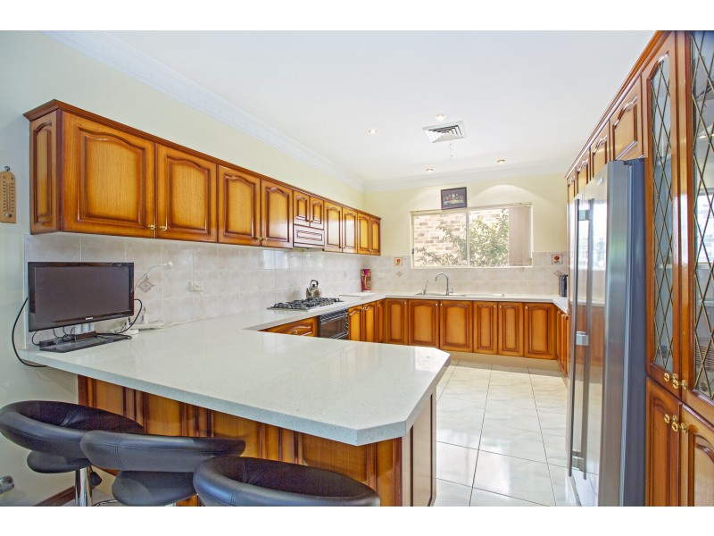 75 Stockdale Crescent, Abbotsbury NSW 2176