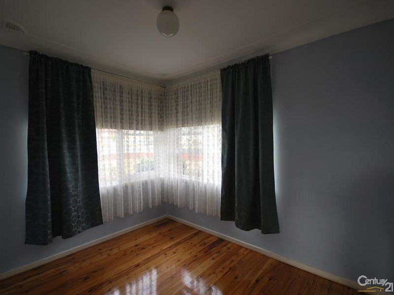 1 Eucalyptus Street, Constitution Hill NSW 2145