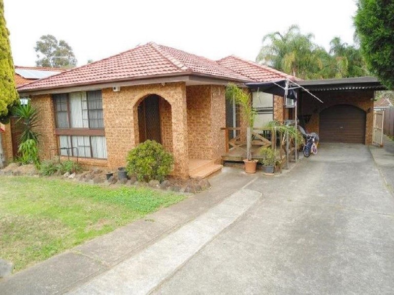 77 Montgomery Road, Bonnyrigg NSW 2177