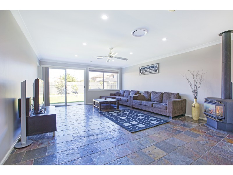 9 Selway Avenue, Moorebank NSW 2170