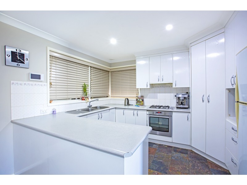 9 Selway Avenue, Moorebank NSW 2170