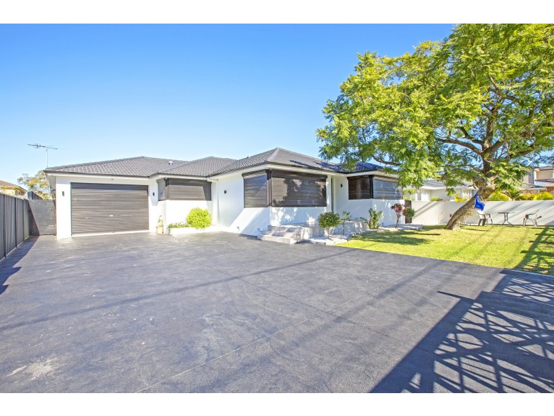 9 Selway Avenue, Moorebank NSW 2170