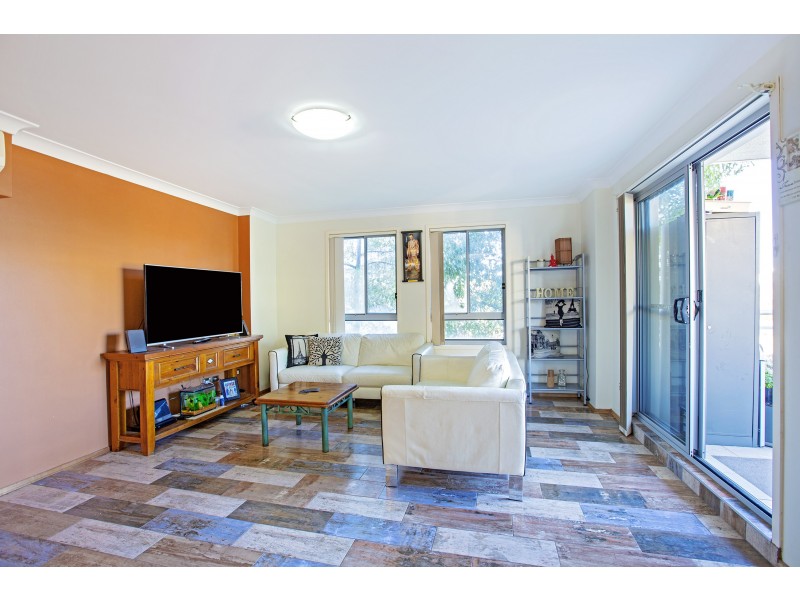 21/4-6 Lachlan Street, Liverpool NSW 2170