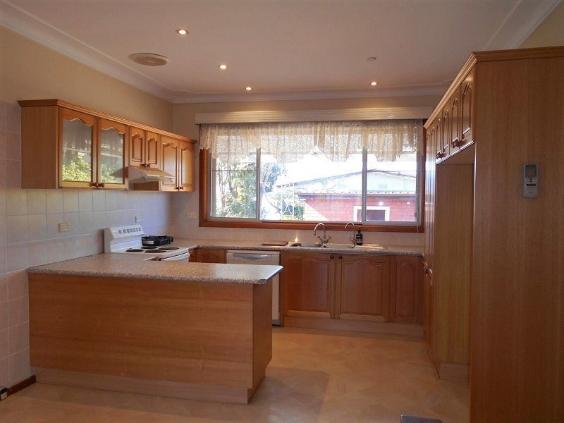 28 Palmerston Road, Fairfield West NSW 2165