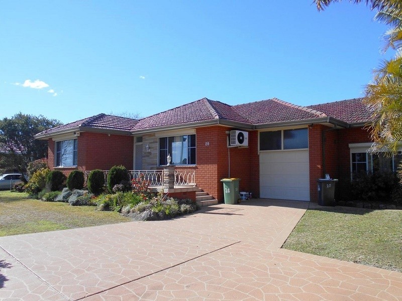 28 Palmerston Road, Fairfield West NSW 2165